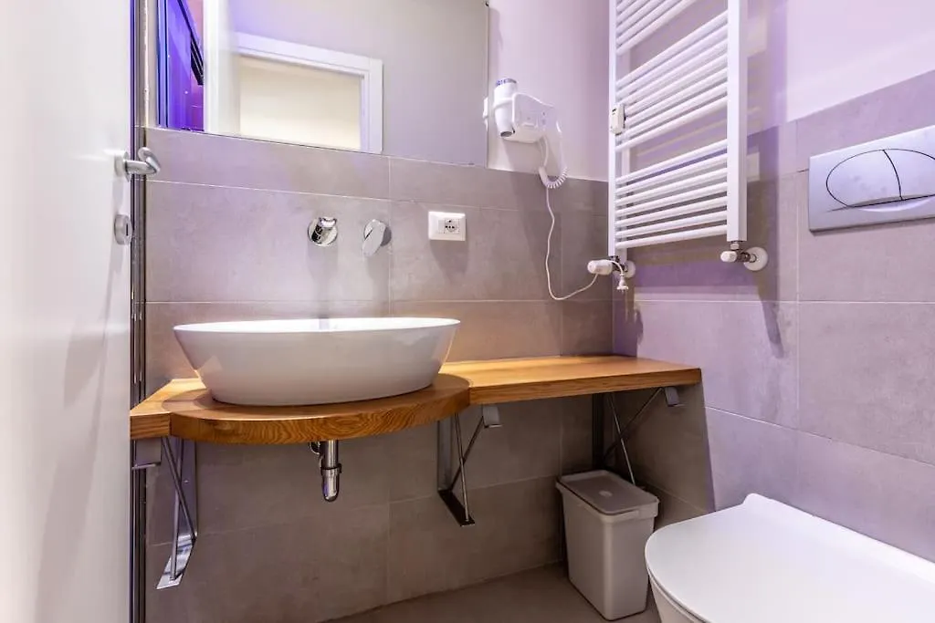 Dafne Room Un'Oasi Romana Per Coppie Rome
